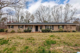 204 Dogwood Rd, Sylacauga, AL 35150