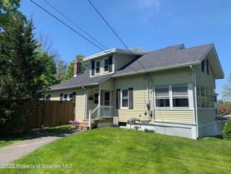 108 Woodlawn Ave, Clarks Summit, PA 18411