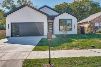 2209 W E Roberts St, Grand Prairie, TX 75051