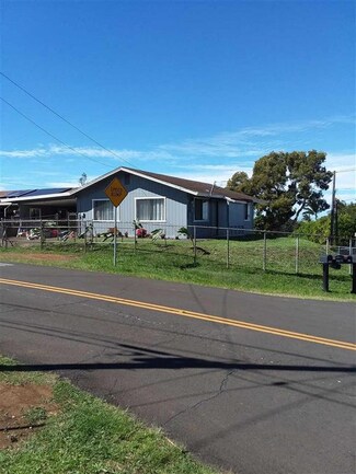 21 Hoolai St, Makawao, HI 96768