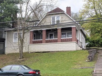 511 4th St, Aurora, IN 47001