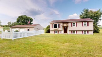 122 Purvis Rd, Butler, PA 16001