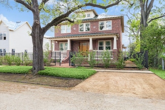 610 Algregg St, Houston, TX 77008