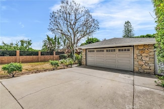 13004 Lull St, North Hollywood, CA 91605