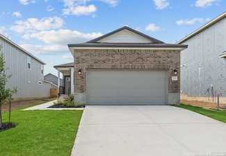 761 Whitman St, New Braunfels, TX 78130