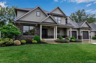76 Emma Way, East Amherst, NY 14051