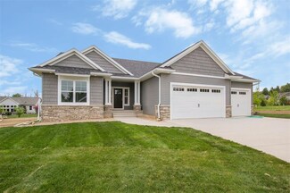 2922 Terrapin Dr, Cedar Rapids, IA 52411