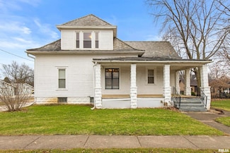 310 N Franklin St, Toulon, IL 61483
