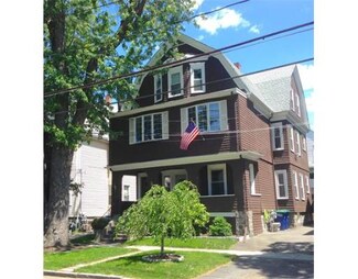 107 Highland Rd, Somerville, MA 02144