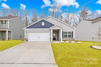 3222 Maple Ridge Dr, Gastonia, NC 28052