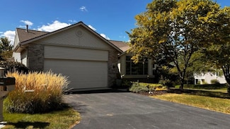 1961 Burning Woods Ct SE Unit 65, Grand Rapids, MI 49546