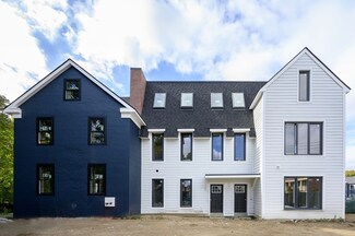 19 Ashland St, Dorchester, MA 02122