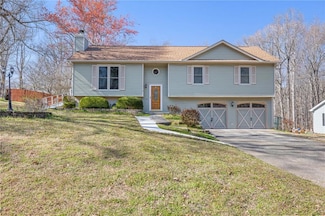 4643 Spring Ridge Dr, Flowery Branch, GA 30542