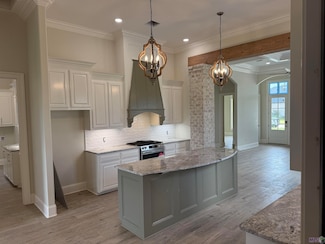 527 Independence Dr, Houma, LA 70360