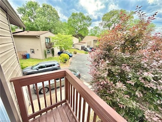 10 Glouchester Cir, Chesapeake, VA 23320