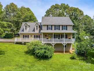 1 Countryside Ln, Asheville, NC 28804
