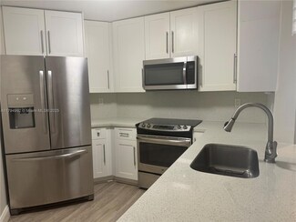 9419 Fontainebleau Blvd Unit 210, Miami, FL 33172