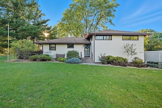 8250 Columbia Ave, Dyer, IN 46311