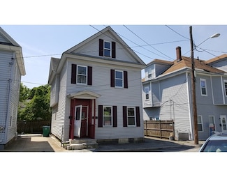 9 Brickett Ave, Lowell, MA 01851