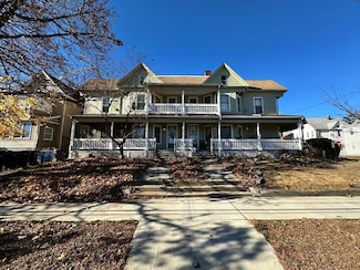 133-135 Brown Ave, Holyoke, MA 01040