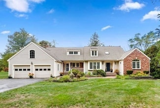 27 Marbleridge Rd, North Andover, MA 01845