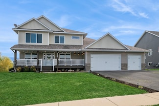 2302 Bronco Ln, Buffalo, MN 55313