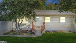 1520 Maryland Ave, Woodbridge, VA 22191