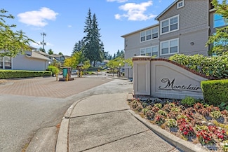 8500 Main St Unit F205, Edmonds, WA 98026
