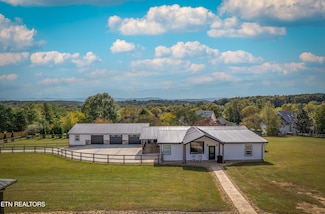 511 Windlass Rd, Knoxville, TN 37934