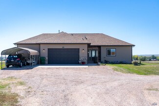 7431 Morris Ln, Rapid City, SD 57703