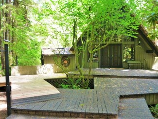 1094 Mora Rd, Forks, WA 98331