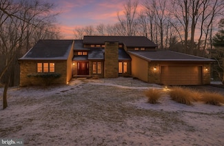 11095 Hidden Trail Dr, Owings Mills, MD 21117