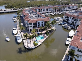 1490 5th Ave S Unit 200B, Naples, FL 34102