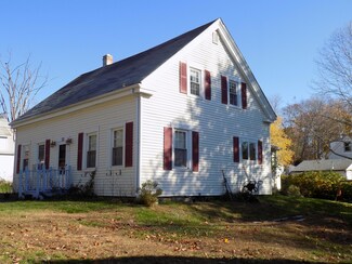 41 Mechanic St, Bucksport, ME 04416