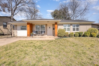 929 Bluewood Dr, Dallas, TX 75232