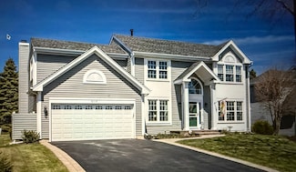 6114 Honeysuckle Ln, Gurnee, IL 60031