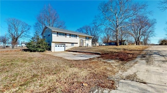 201 W Freeman St, El Dorado Springs, MO 64744