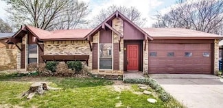 1229 Steinburg Ln, Fort Worth, TX 76134