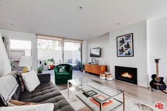 960 N San Vicente Blvd Unit 8, West Hollywood, CA 90069