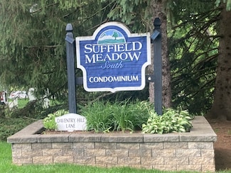 1 Cheltenham Ct Unit 1, Suffield, CT 06078