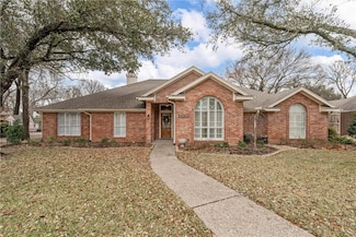 10003 Creek Bend Dr, Woodway, TX 76712