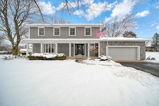 520 Meadowbrook Dr, Adrian, MI 49221