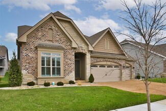 934 Grand Reserve Ct, Chesterfield, MO 63017