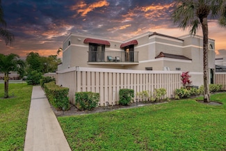 3715 Village Dr Unit A, Delray Beach, FL 33445