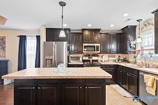613 Durbin Ln SW, Madison, AL 35756