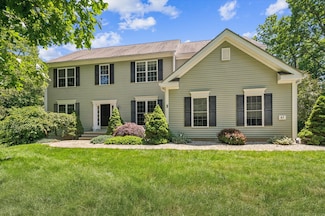 67 Bartman Rd, Higganum, CT 06441