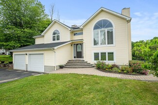 125 Whipple Rd, Middletown, NY 10940