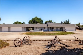 8210 Creston Rd, Paso Robles, CA 93446