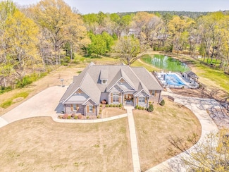 2693 Dug Gap Rd, Dalton, GA 30720