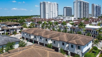 4962 NW 83rd Path, Doral, FL 33166